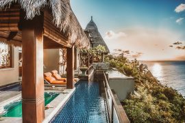 Insel Seychellen Blick vom Pool